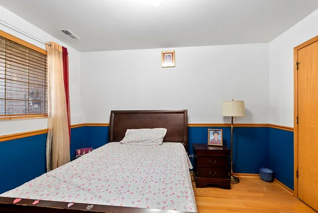 $374,500 | 9411 Albany Court, Orland Park, IL 60467