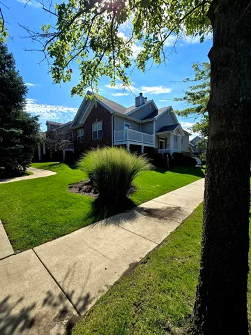 $374,500 | 9411 Albany Court, Orland Park, IL 60467