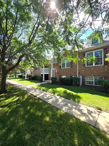 $374,500 | 9411 Albany Court, Orland Park, IL 60467