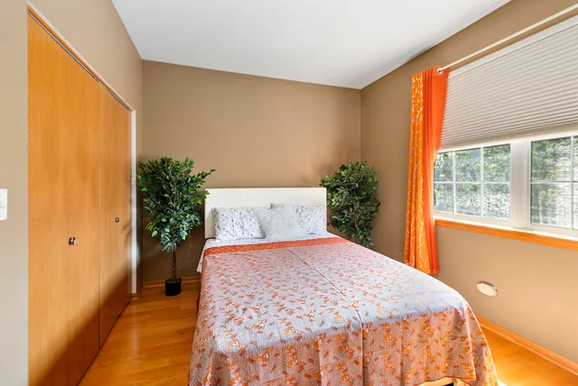 $374,500 | 9411 Albany Court, Orland Park, IL 60467