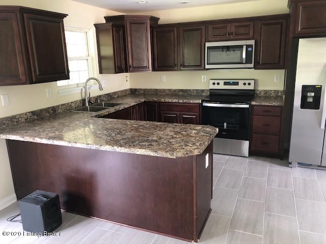 7109 Colton Road Crestwood, KY 40014 - Photo 6 of 25 61834864881__43821C11-40D7-4132-8DC9-F86