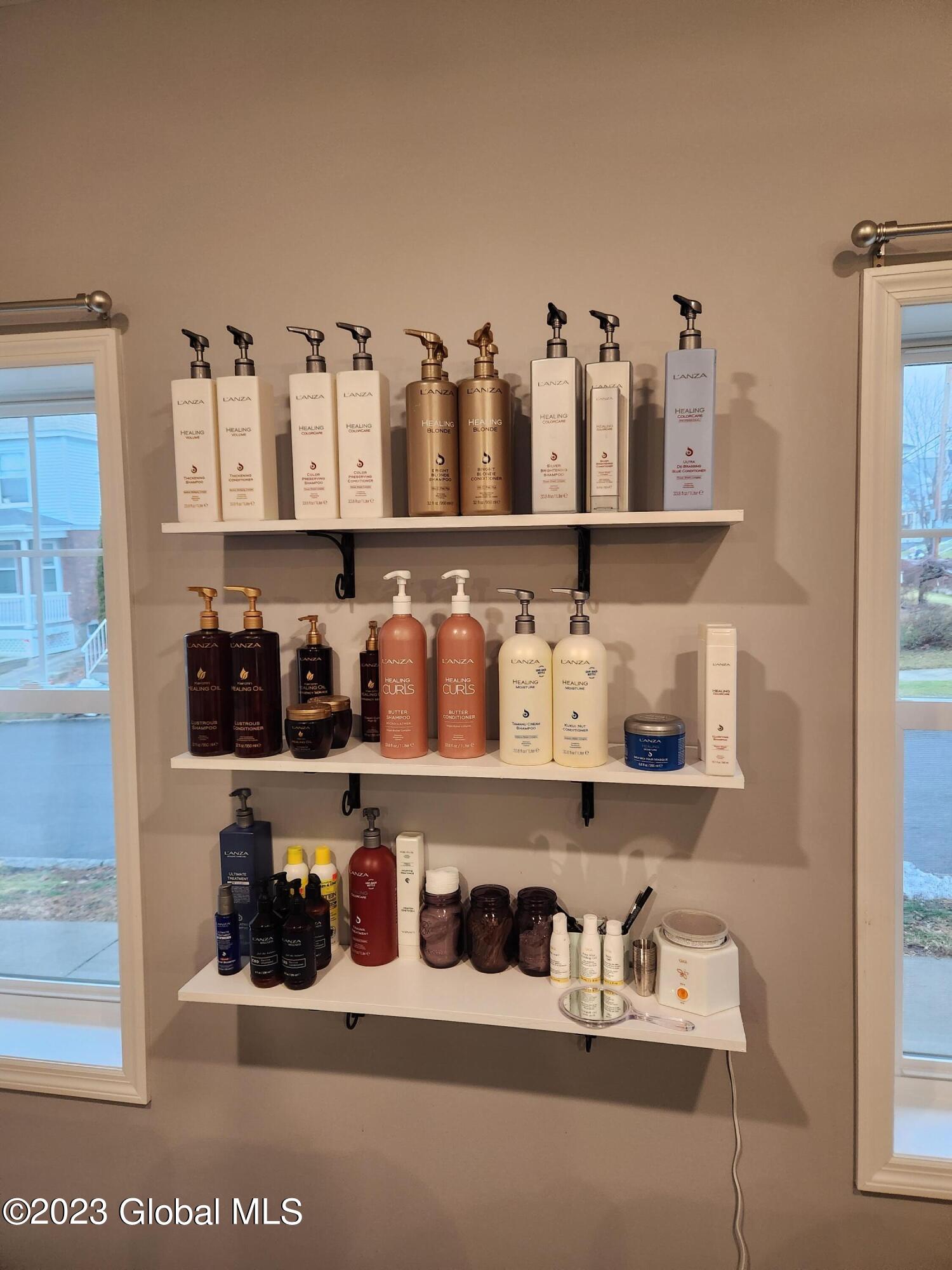 1689 Avenue A Schenectady, NY 12308 - Photo 6 of 14 Lanza Inventory