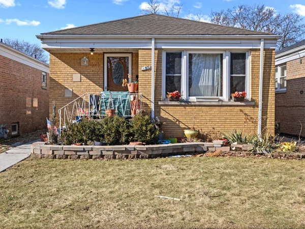 $350,000 | 2356 Lathrop Avenue, North Riverside, IL 60546