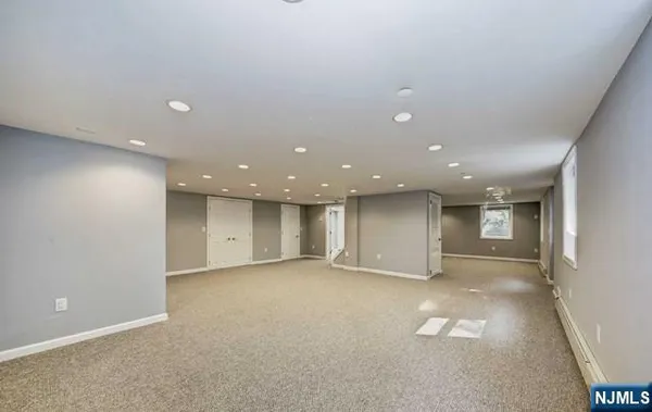 $6,000 | 204 Deerfield Lane, Franklin Lakes, NJ 07417