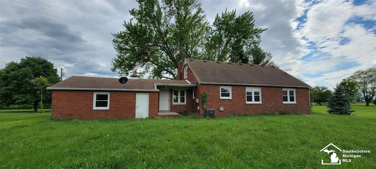 4610 South Custer Road Monroe, MI 48161 - Photo 2 of 25