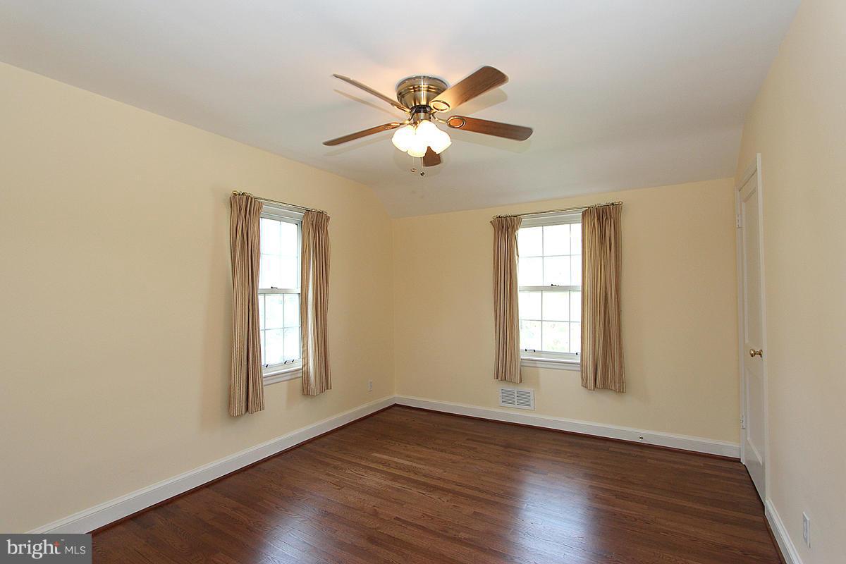 1027 Lanark Way Silver Spring, MD 20901 - Photo 22 of 27 Bedroom