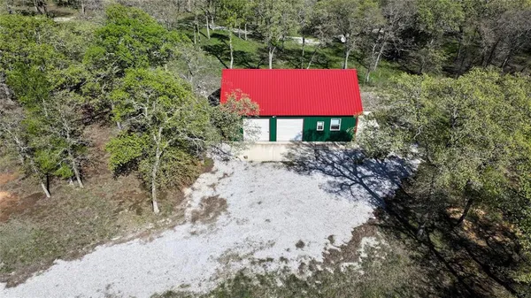 an aerial view of a yard