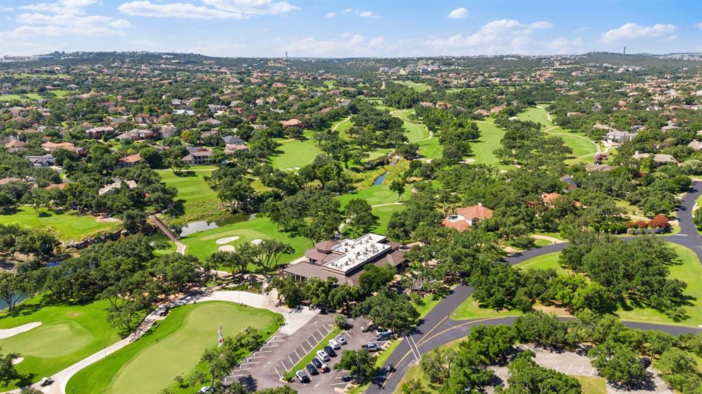 16 Tournament Way The Hills, TX 78738 - Photo 31 of 40 a view of a city