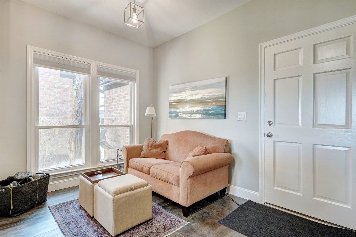 16 Tournament Way The Hills, TX 78738 - Photo 40 of 40 a living room with furniture and a window