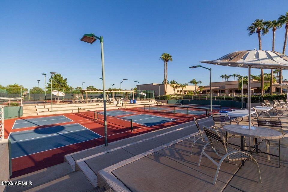 19095 North 97th Lane Peoria, AZ 85382 - Photo 20 of 36 a outdoor space with lots of chairs