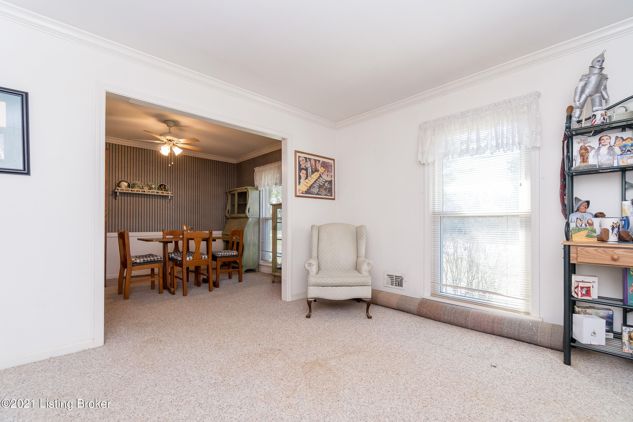 907 Moser Road Louisville, KY 40223 - Photo 19 of 59 907 Moser Rd-19