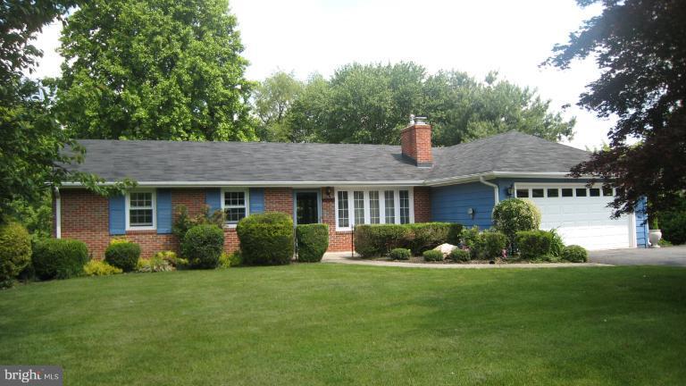 20815 Slidell Road Boyds, MD 20841 - Photo 1 of 28 Exterior (Front)