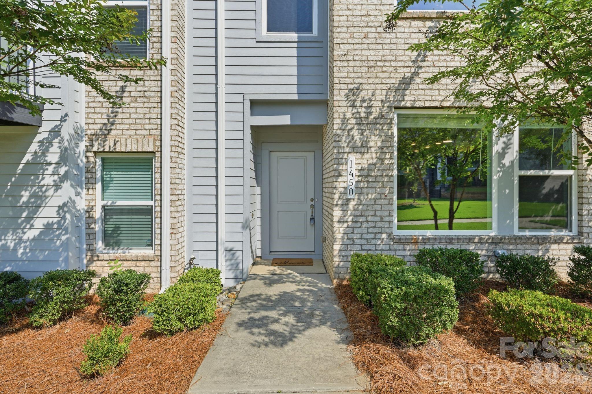 1450 Winding Stream Road Charlotte, NC 28206 - Photo 3 of 31