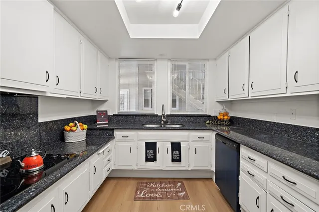 a view of utility room