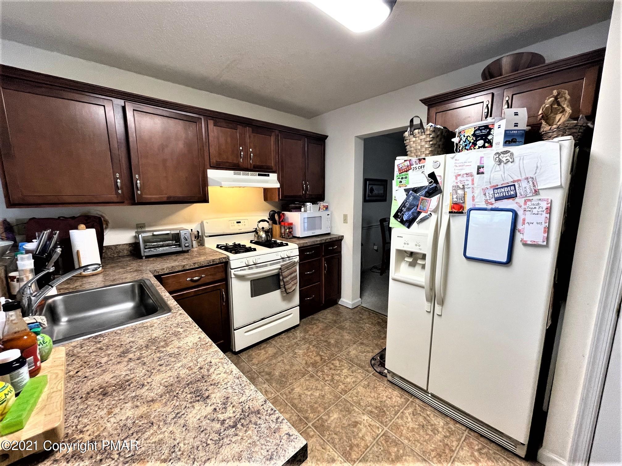 1364 Kilmer Road Tobyhanna, PA 18466 - Photo 8 of 18 KITCHEN