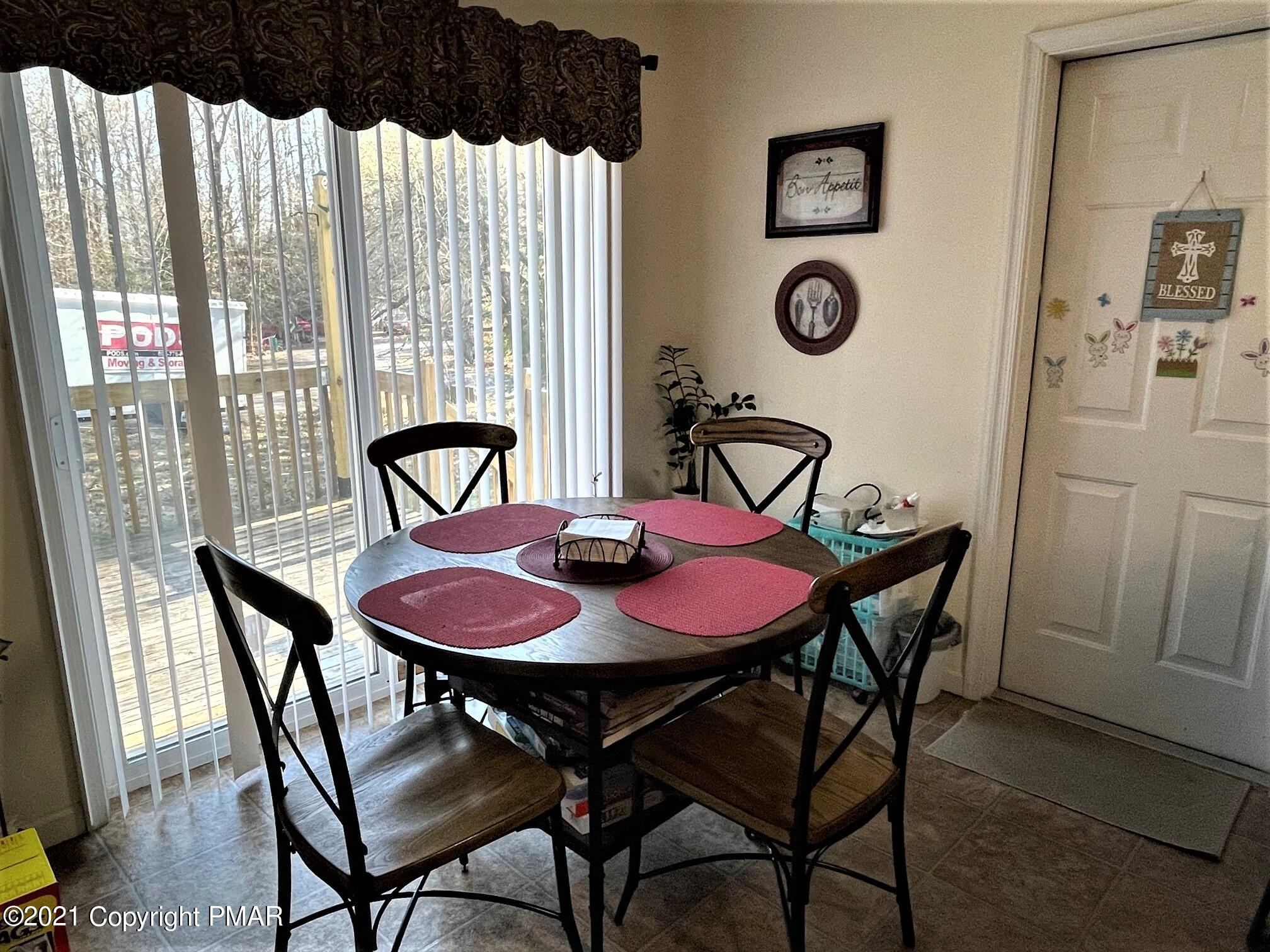 1364 Kilmer Road Tobyhanna, PA 18466 - Photo 9 of 18 EAT-IN KITCHEN