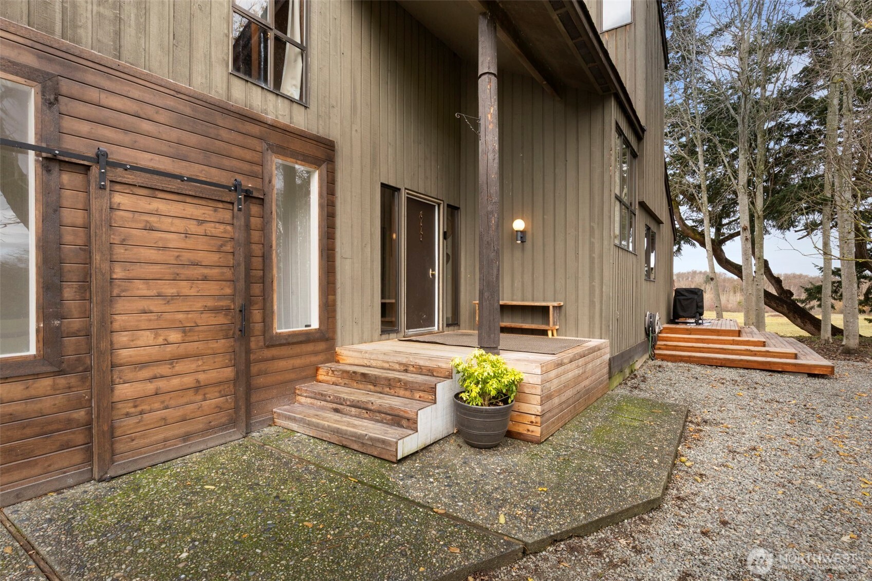 70 Twin View Drive Sequim, WA 98382 - Photo 3 of 31