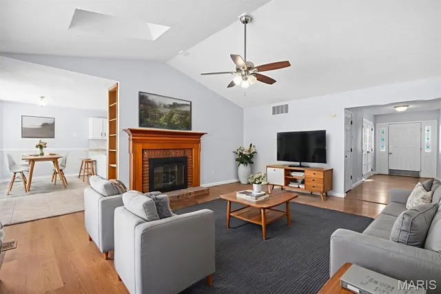 $325,000 | 1018 Timber Creek Lane, O'Fallon, IL 62269