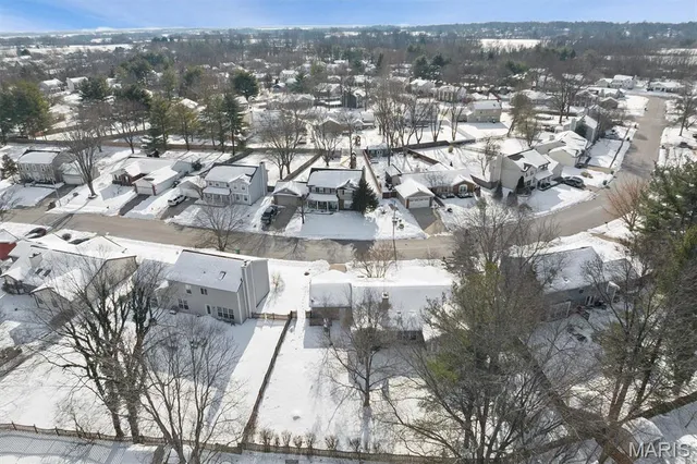 $325,000 | 1018 Timber Creek Lane, O'Fallon, IL 62269