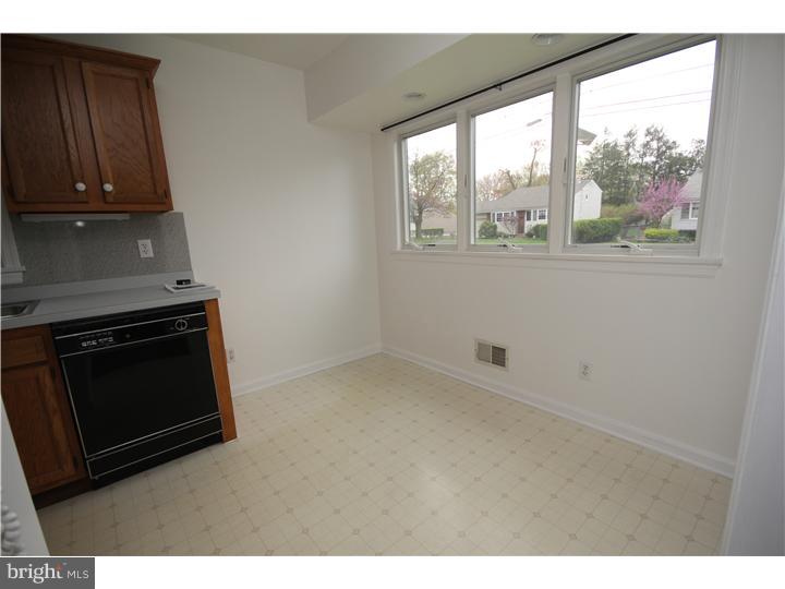 20 Dover Road Hamilton, NJ 08620 - Photo 6 of 12 Gallery Image 6