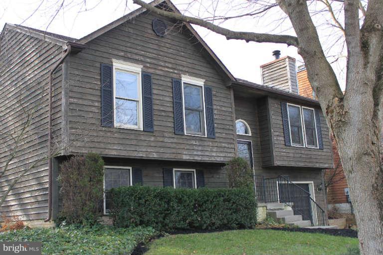 6717 Hemlock Point Road New Market, MD 21774 - Photo 2 of 30 Exterior (Front)