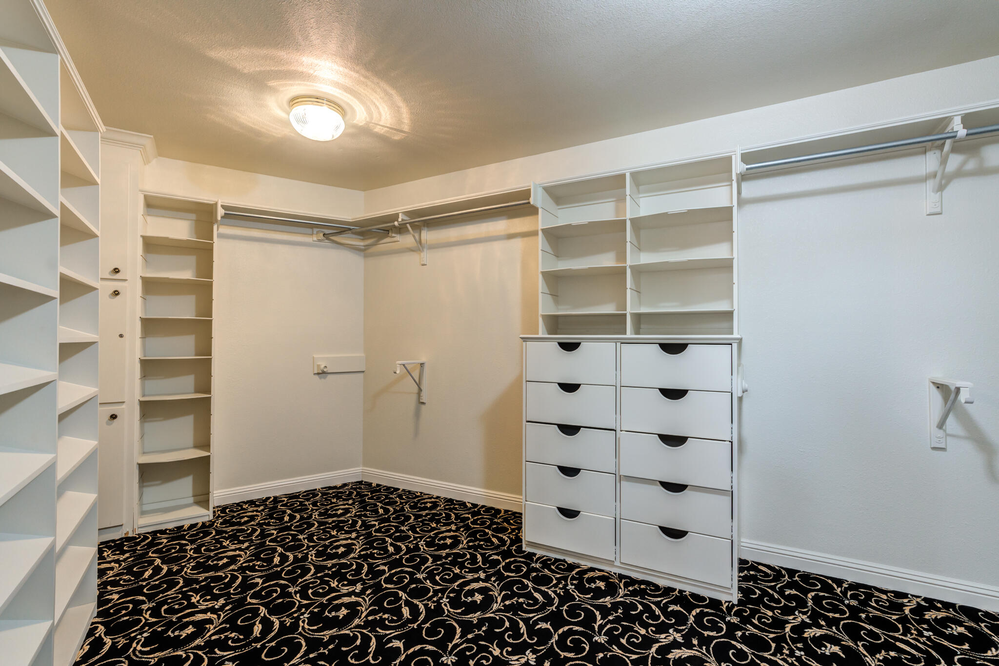 8901 York Place Lubbock, TX 79424 - Photo 29 of 45 a view of closet area