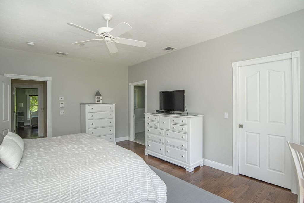 1099 Walnut Plain Road Rochester, MA 02770 - Photo 21 of 40