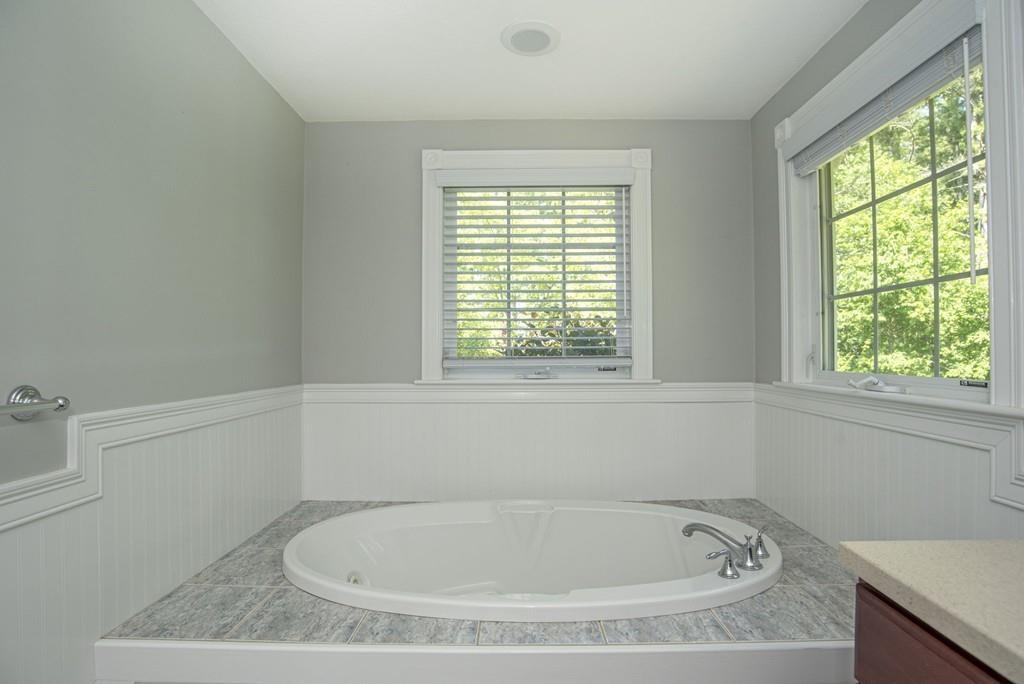 1099 Walnut Plain Road Rochester, MA 02770 - Photo 22 of 40