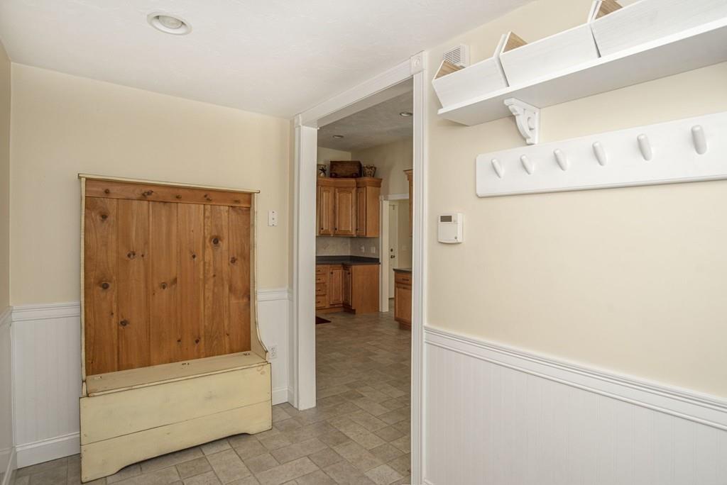 1099 Walnut Plain Road Rochester, MA 02770 - Photo 28 of 40
