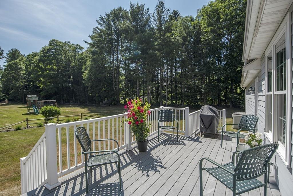 1099 Walnut Plain Road Rochester, MA 02770 - Photo 33 of 40