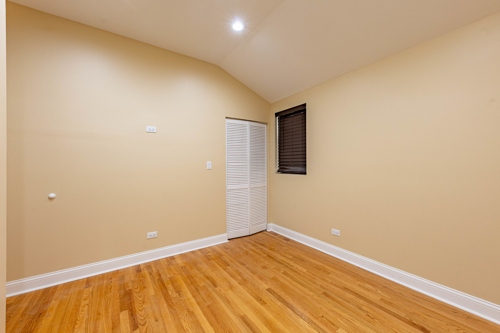 2012 West Coulter Street Chicago, IL 60608 - Photo 22 of 47 a view of an empty room