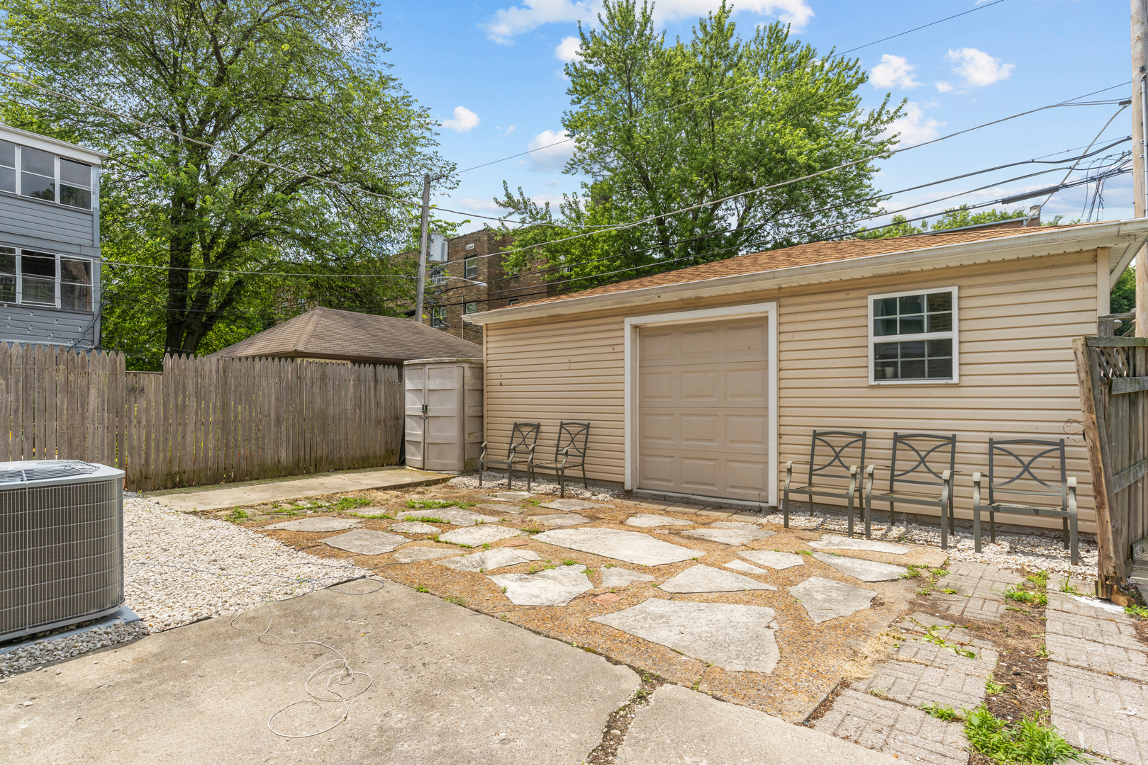 236 Callan Avenue, Unit 3 Evanston, IL 60202 - Photo 12 of 15