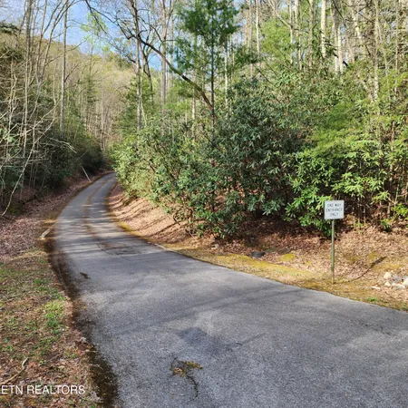 $64,900 | 116 Stonegate Way, Townsend, TN 37882