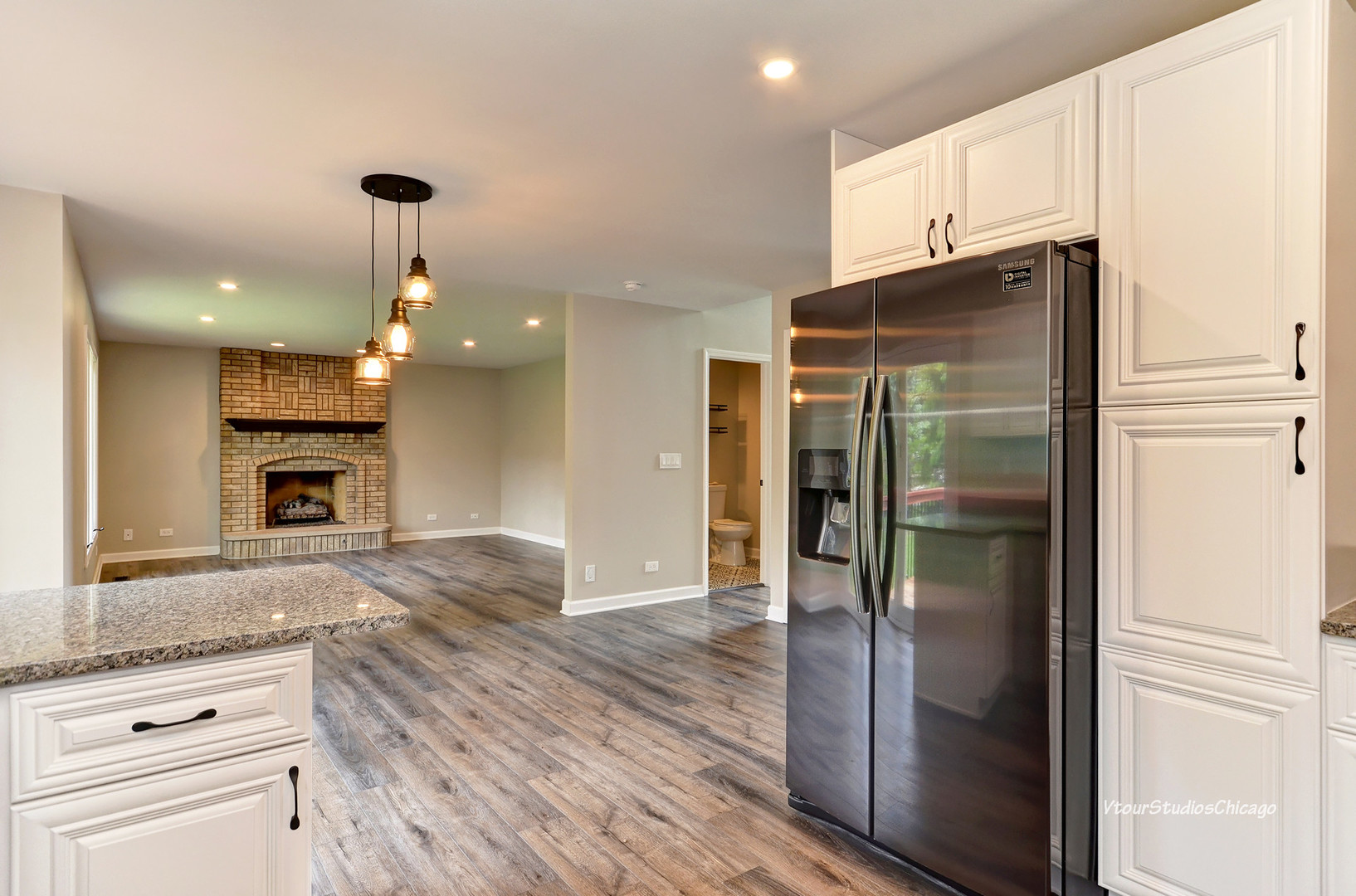710 Ayers Street Bolingbrook, IL 60440 - Photo 15 of 52