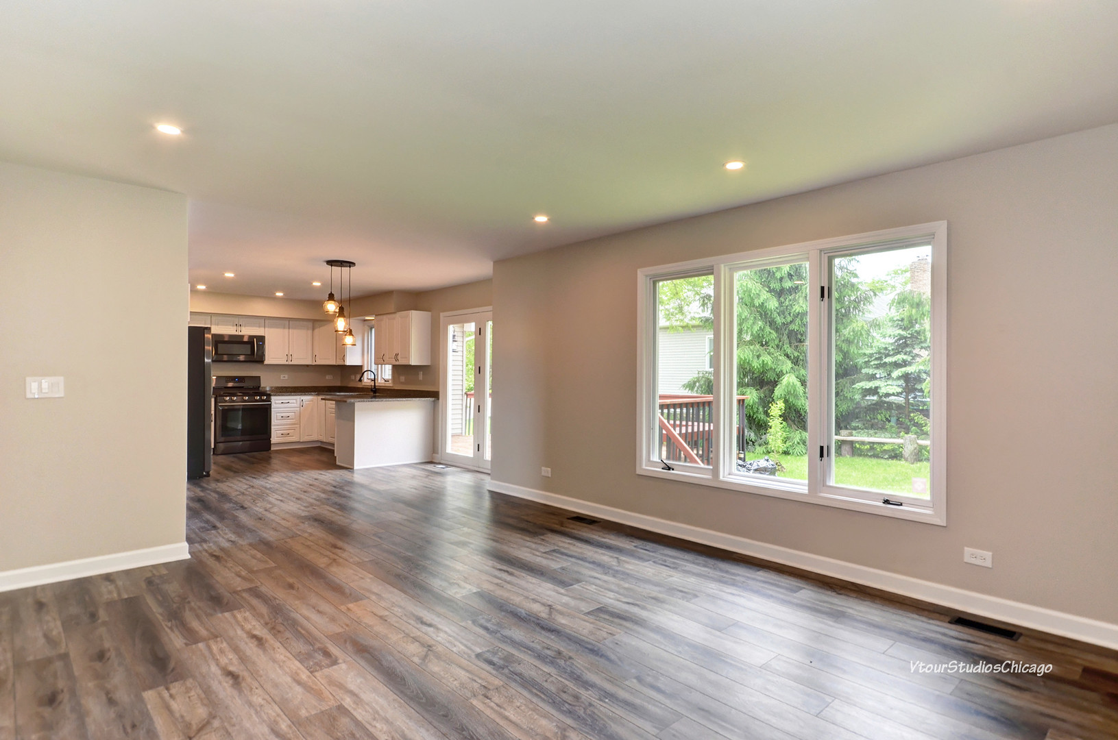 710 Ayers Street Bolingbrook, IL 60440 - Photo 19 of 52