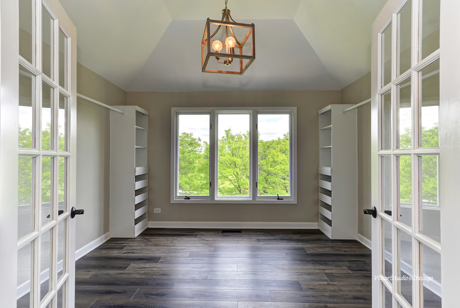 710 Ayers Street Bolingbrook, IL 60440 - Photo 24 of 52