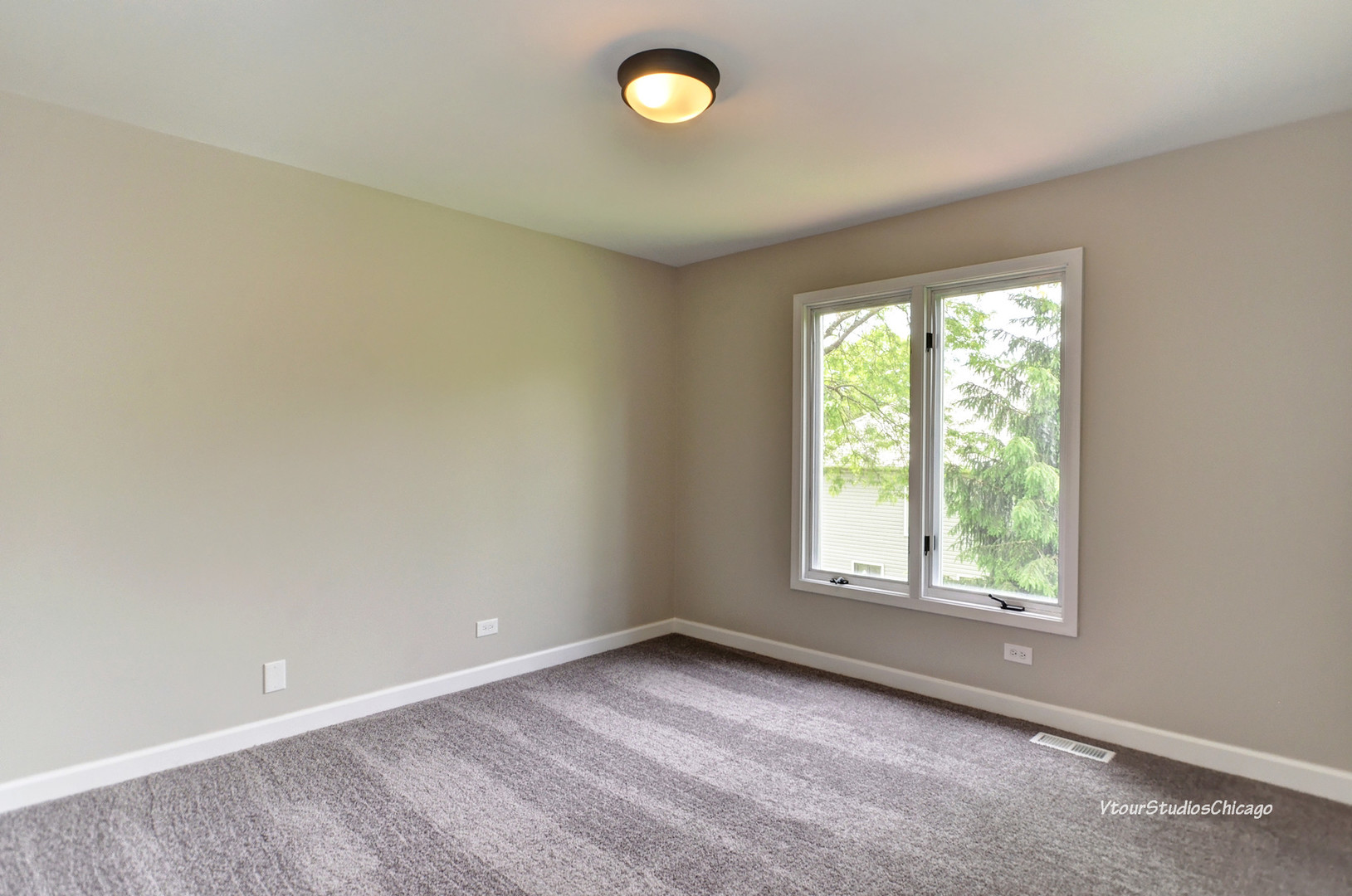 710 Ayers Street Bolingbrook, IL 60440 - Photo 36 of 52