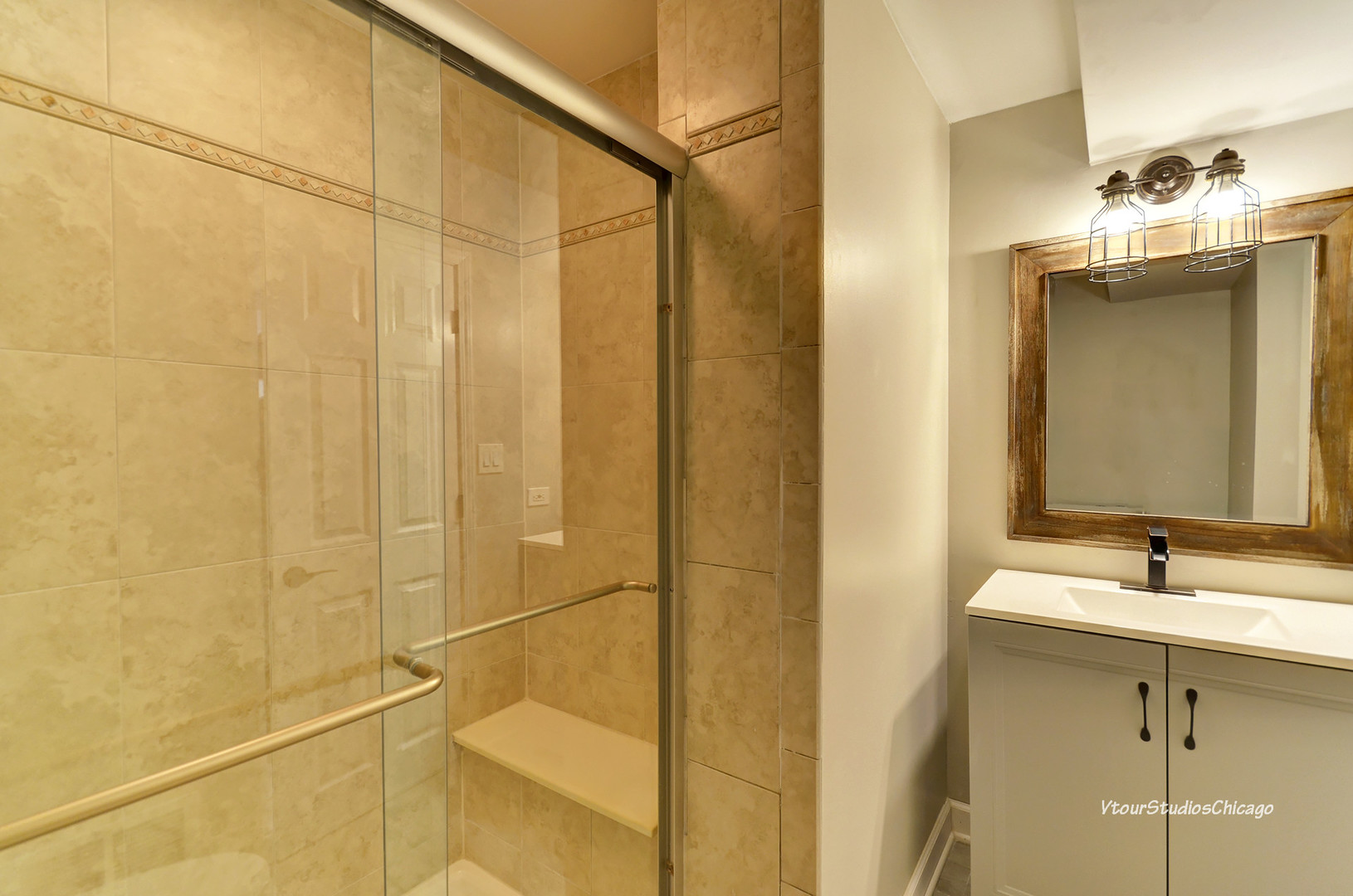 710 Ayers Street Bolingbrook, IL 60440 - Photo 47 of 52