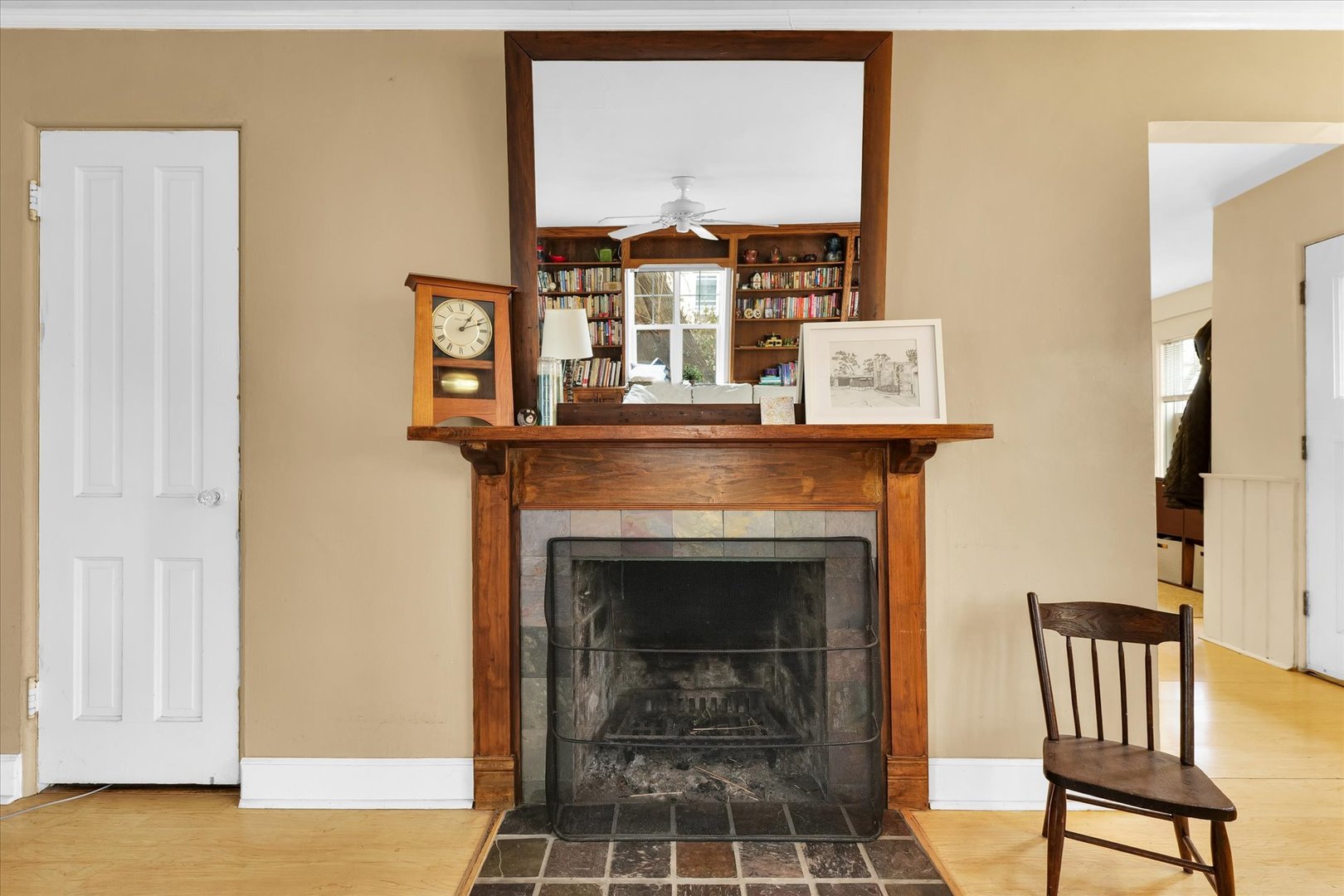 911 Foley Avenue Champaign, IL 61820 - Photo 5 of 33 a living room with furniture and a fireplace
