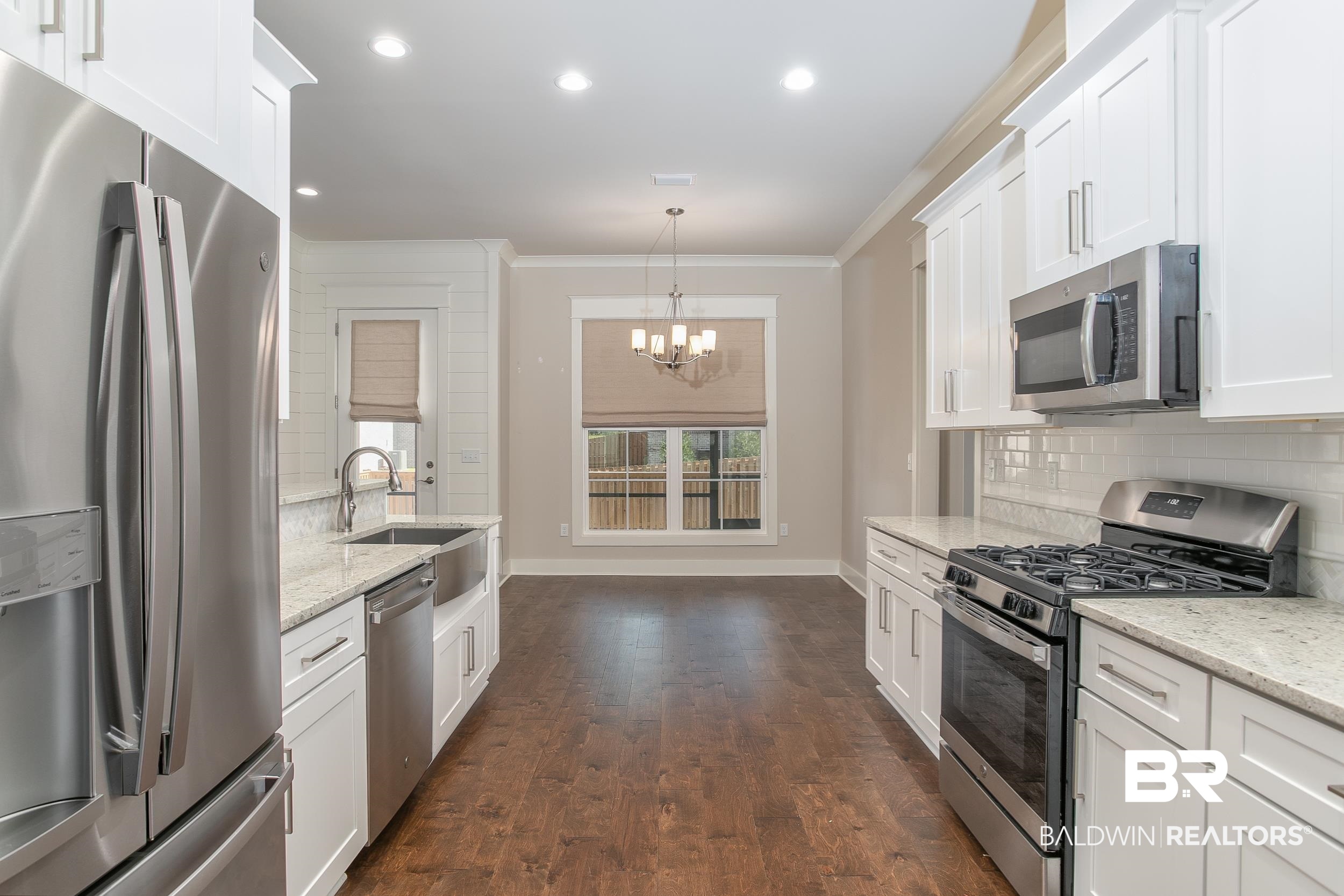 20269 Bunker Loop Fairhope, AL 36532 - Photo 12 of 48