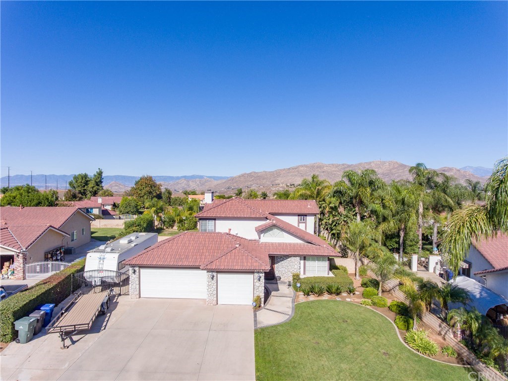 6708 Mission Grove Riverside, CA 92506 - Photo 1 of 1 a view of a city from a balcony