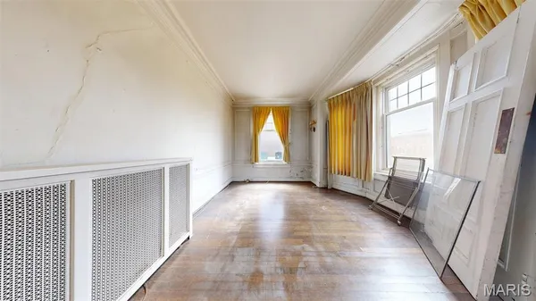 $650,000 | 49 Kingsbury Place, St. Louis, MO 63112