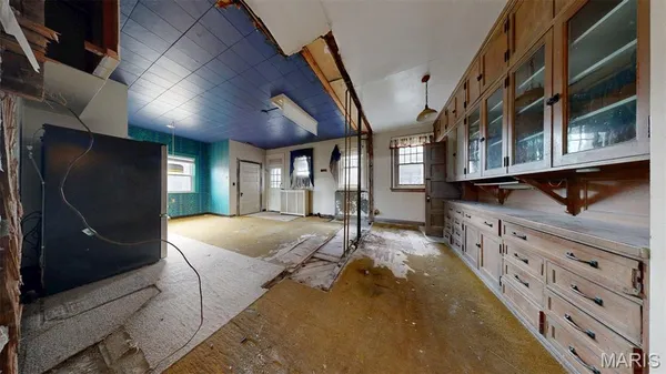 $650,000 | 49 Kingsbury Place, St. Louis, MO 63112