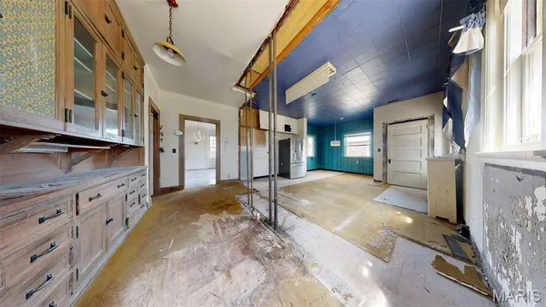 $650,000 | 49 Kingsbury Place, St. Louis, MO 63112