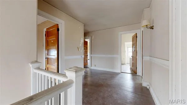 $650,000 | 49 Kingsbury Place, St. Louis, MO 63112