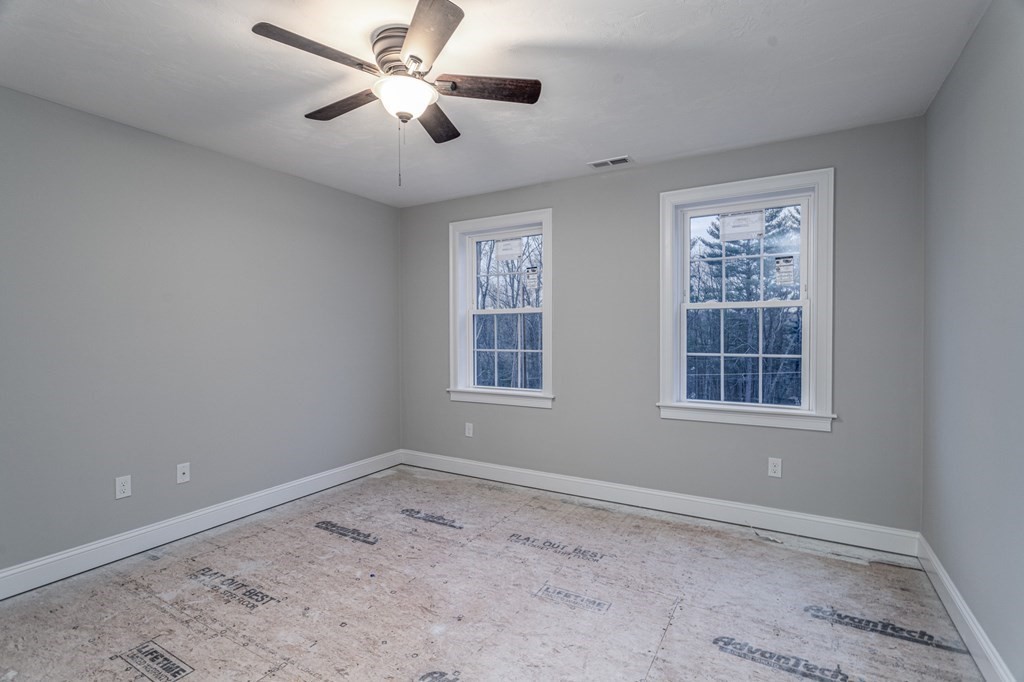 52 Catacunemaug Road Shirley, MA 01464 - Photo 21 of 39