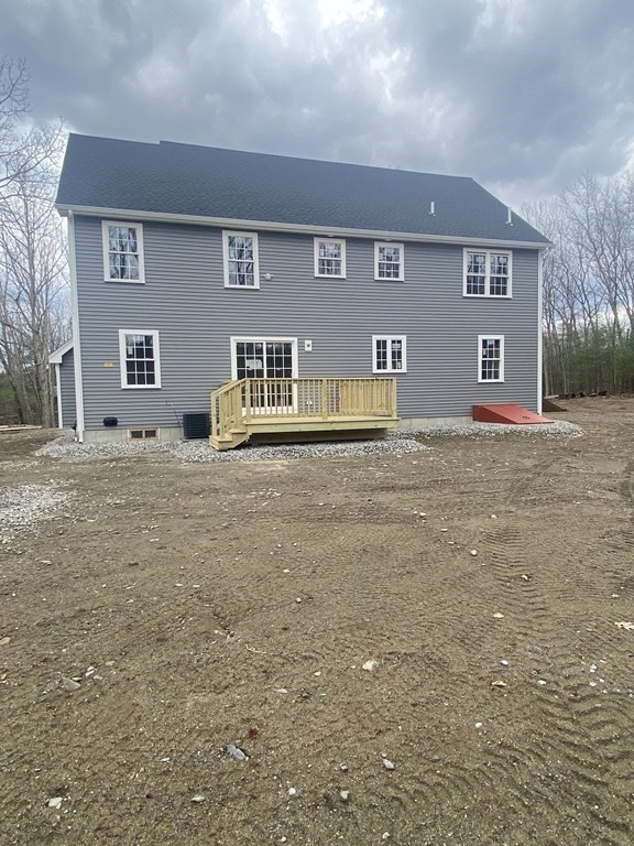 52 Catacunemaug Road Shirley, MA 01464 - Photo 9 of 39