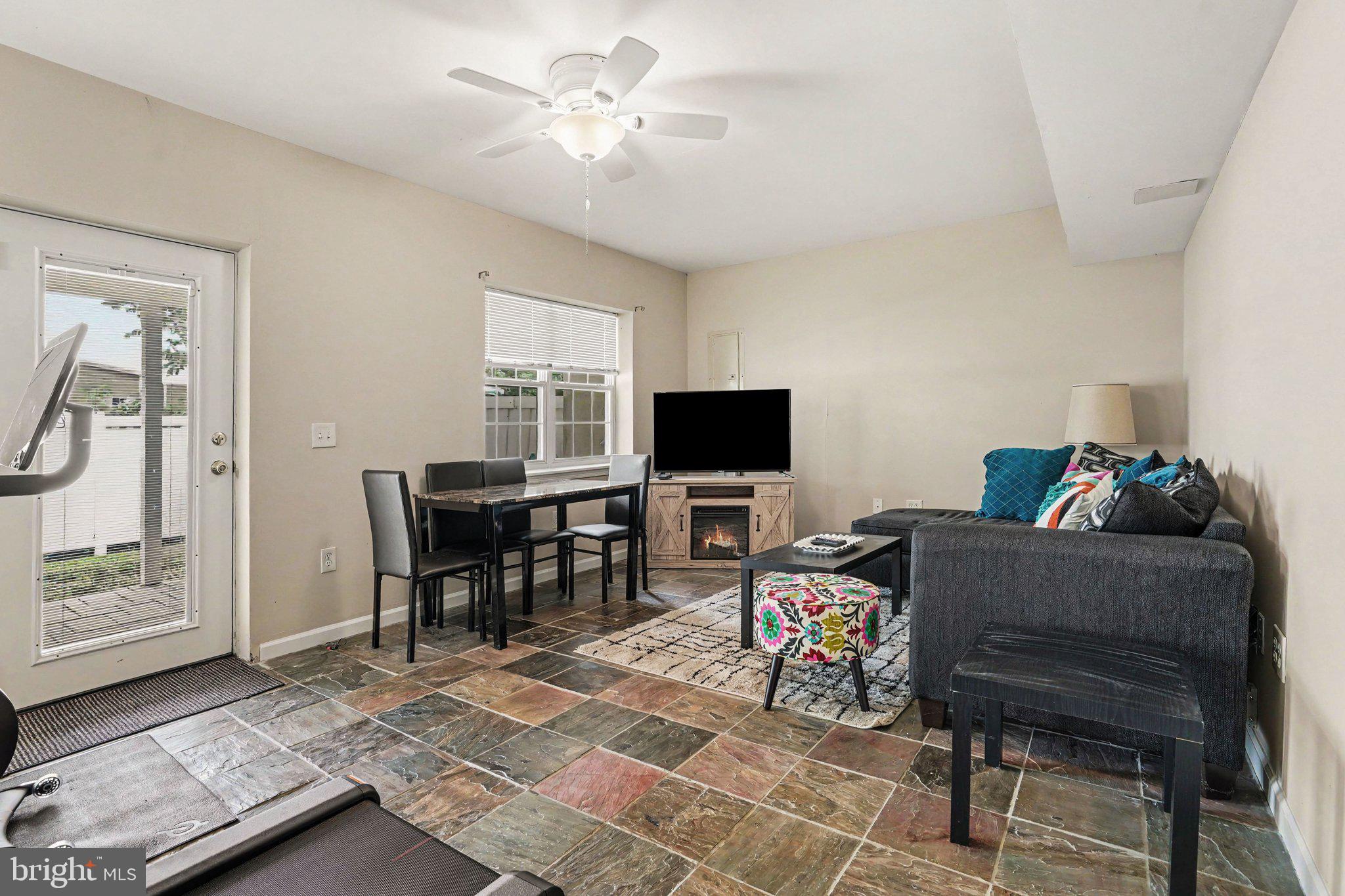 2252 Ionoff Road Harrisburg, PA 17110 - Photo 23 of 28