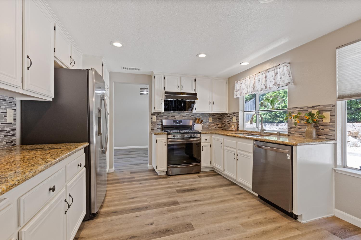 3117 Strand Road Rocklin, CA 95765 - Photo 15 of 54