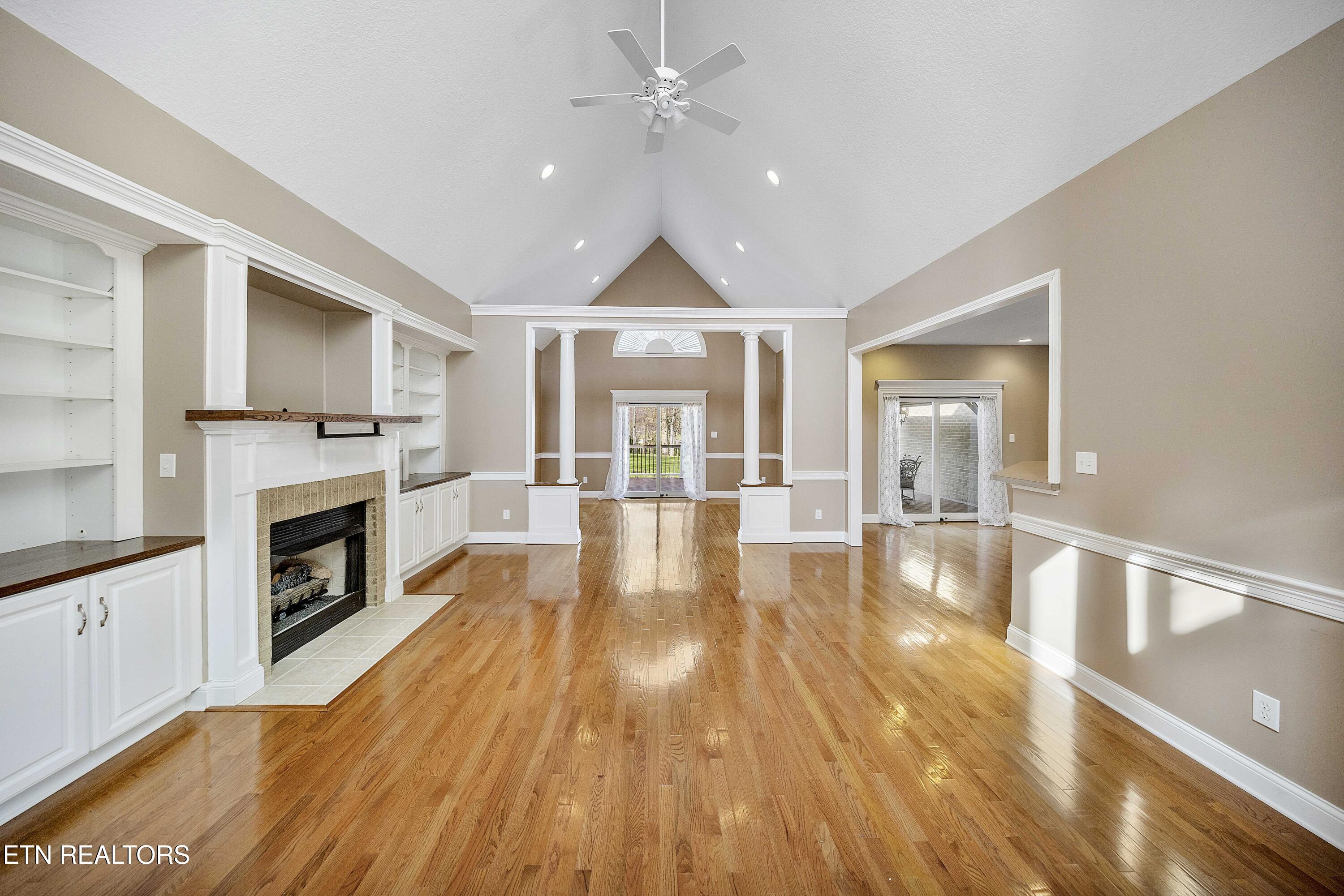 225 Alpine Drive Clinton, TN 37716 - Photo 13 of 41 From Entrance